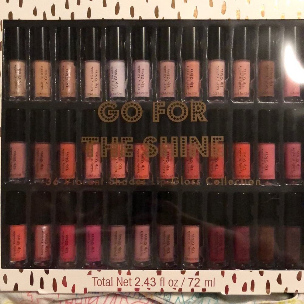 36 Lip Gloss Collection
